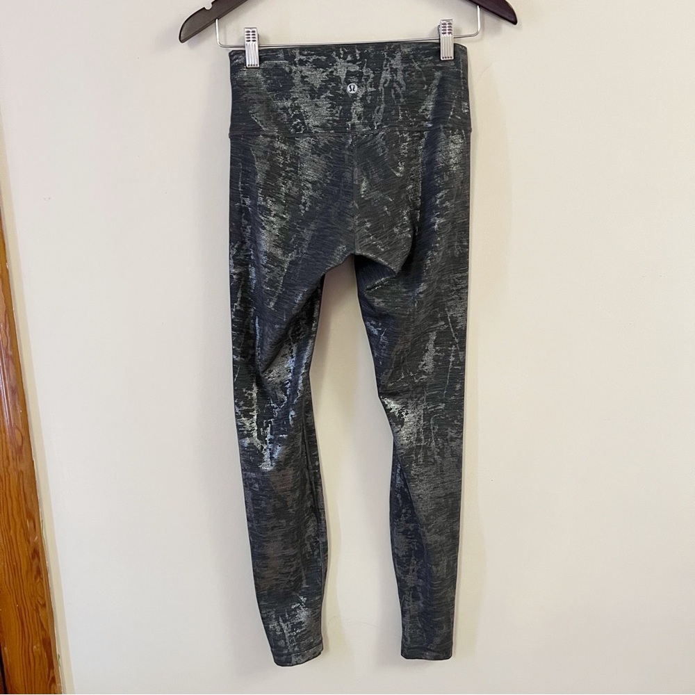 Lululemon Wunder Under High Rise Tight 28” inseam in Brindle Foil Size 6 - Picture 5 of 10